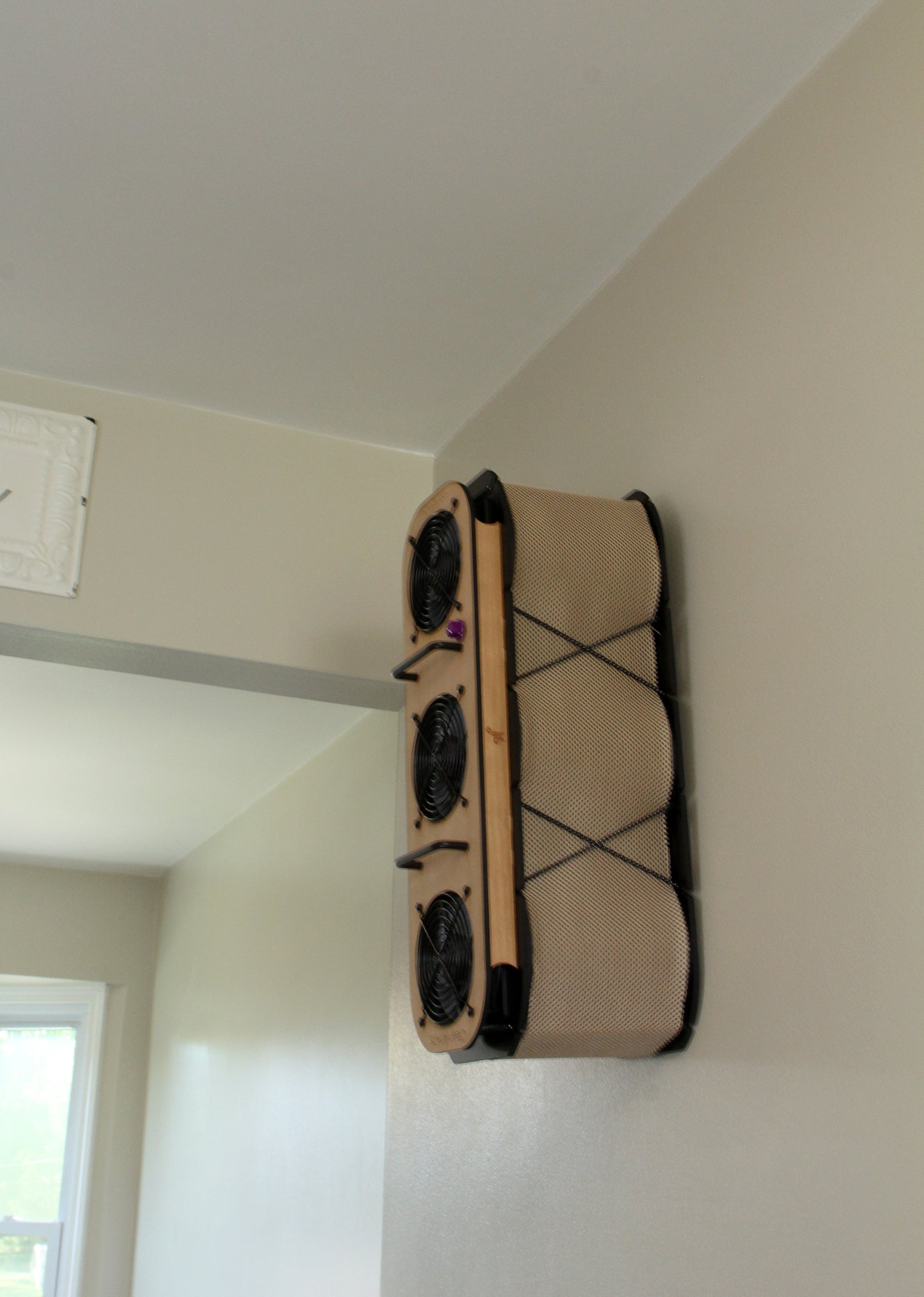 Triple Exhalaron - Stylish & Compact for Medium Rooms